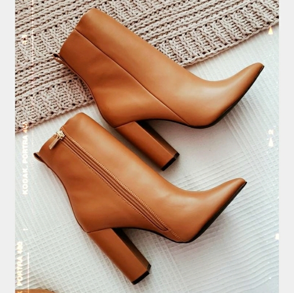 🚨Butterscotch collection// tan boot - Picture 6 of 7